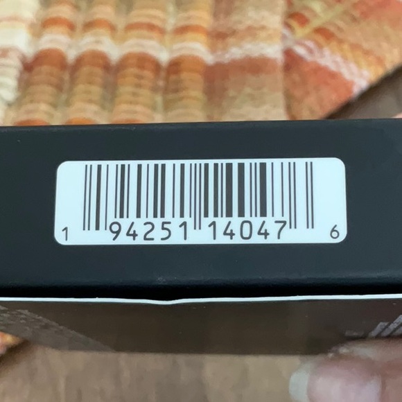 NARS POWDER BLUSH*AMOUR*New In Box. See pics for details. - Picture 9 of 9